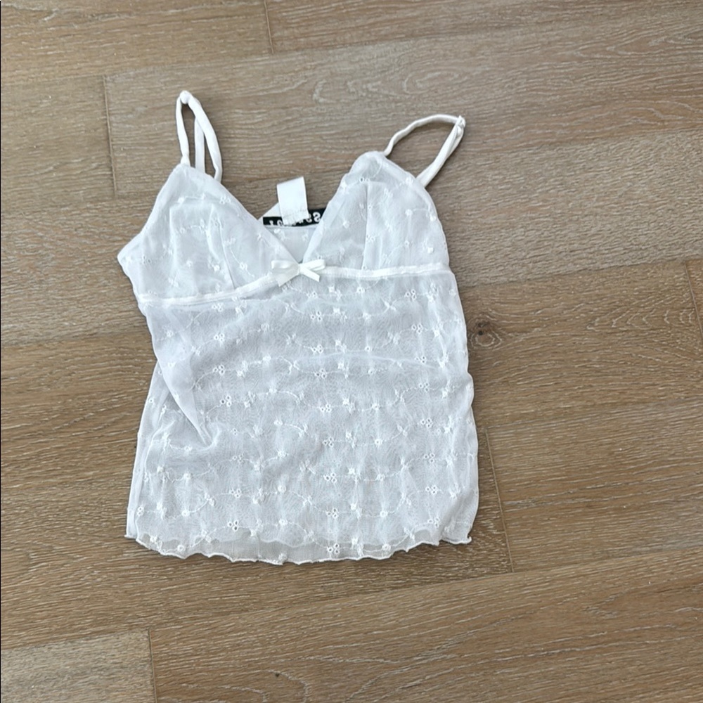 Chic White Lace Camisole Top